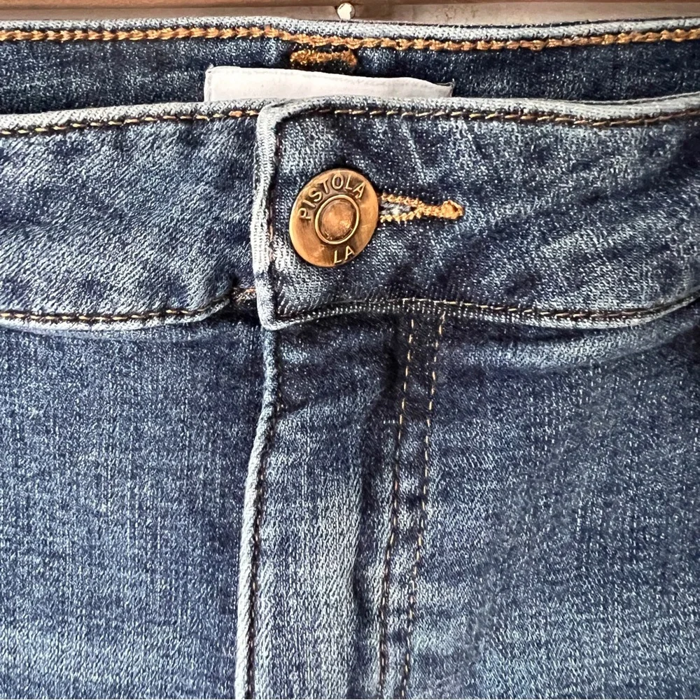 Pistola Jean Distressed Blue 5 Pocket Womens Size 32
